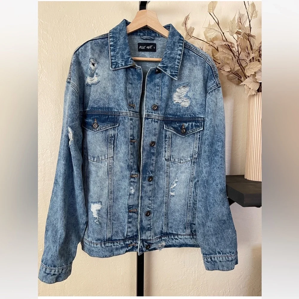 Women's Oversized Destroyed Denim Jacket - Picture 2 of 14